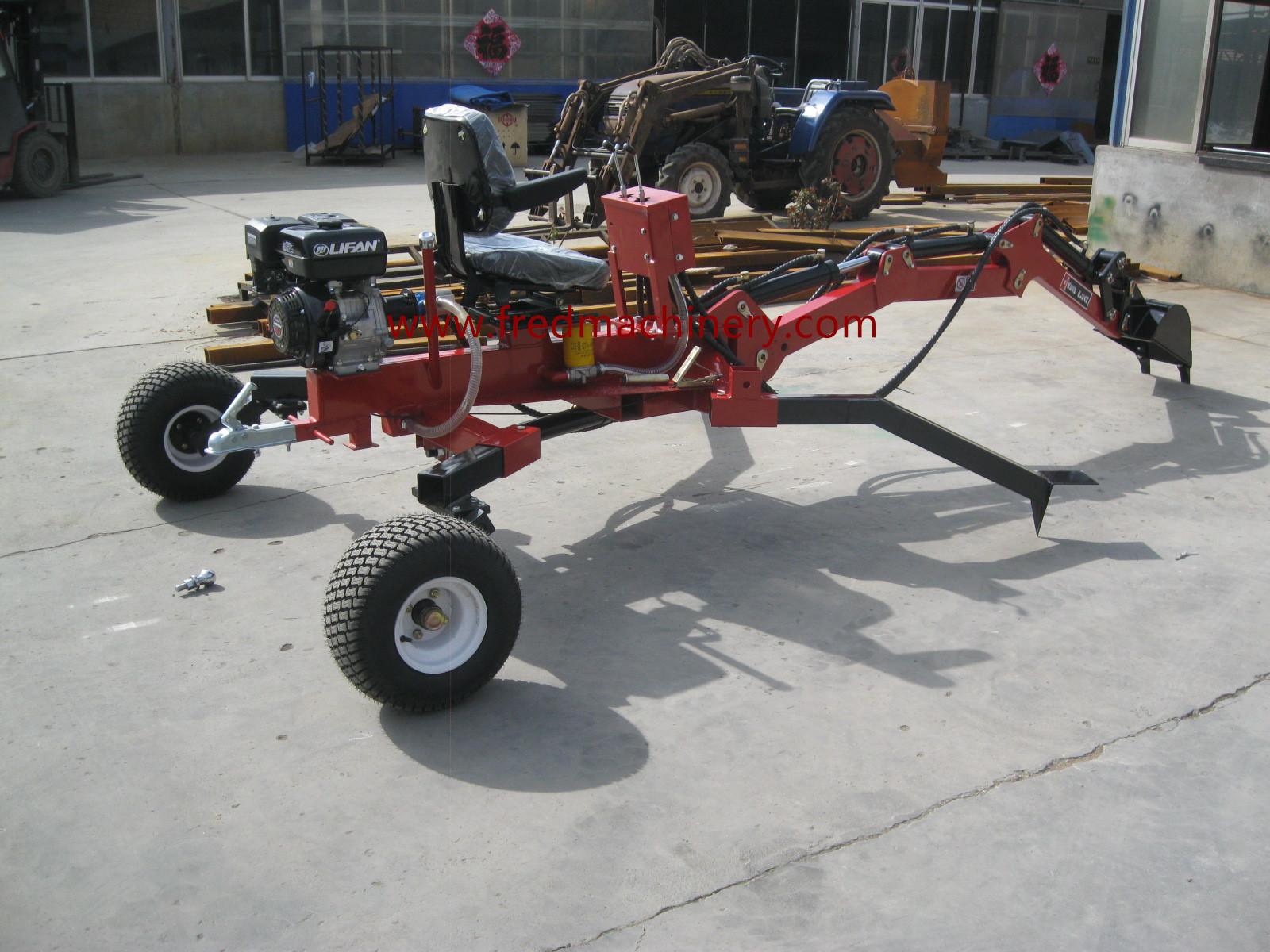 UTV pelle Digger.JPG