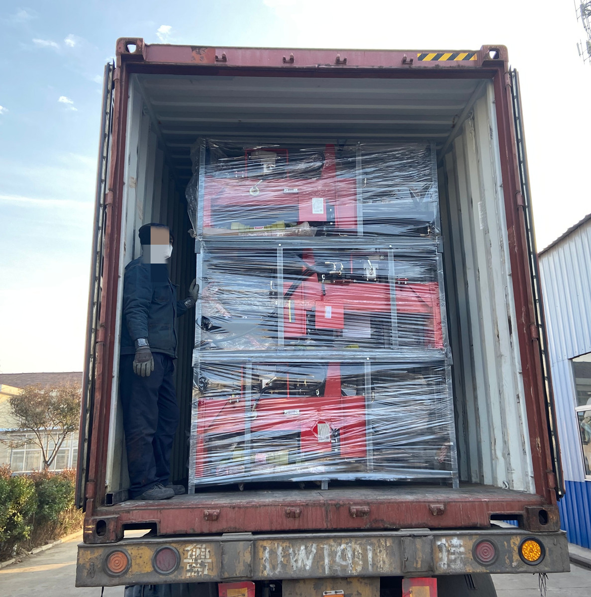 Fendeuse de bûches entraînée par prise de force de tracteur